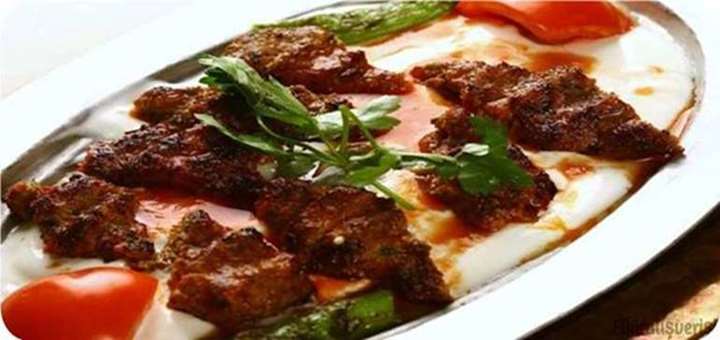 Osmanlı Mutfağından Yoğurtlu Şiş Kebabı